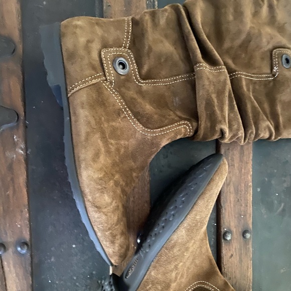 Sofft Vale Mogano Suade tall/ mid slouchy boots in a size 8 NIB vintage ~ - Picture 4 of 9